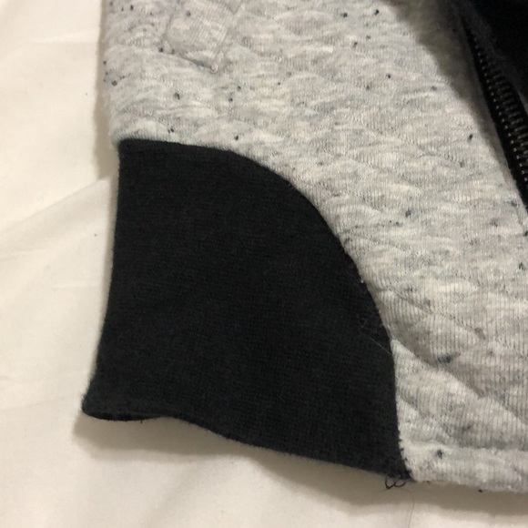 Cute Sweater - Picture 2 of 6